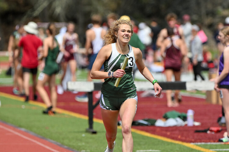 Lewisburg's Espinosa wins district gold in 3,200 to qualify for states once more